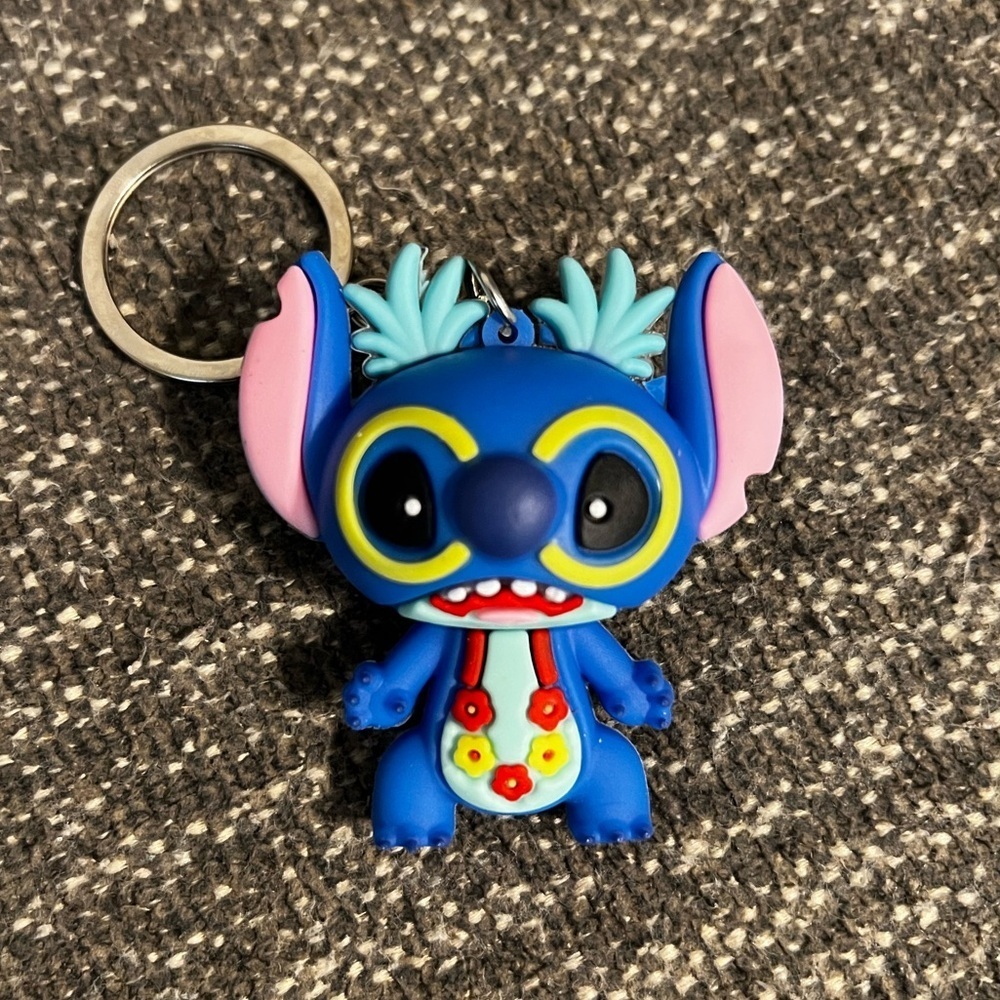 Stitch Hula Hawaiian Themed 2” Keychain